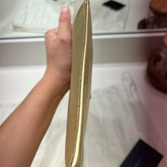 Prada gold clutch bag - Picture 14 of 16